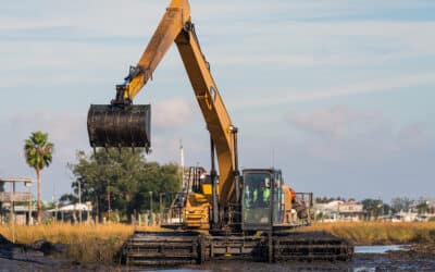 Marsh Buggies vs Amphibious Excavators: Which Machine Fits Your Job?