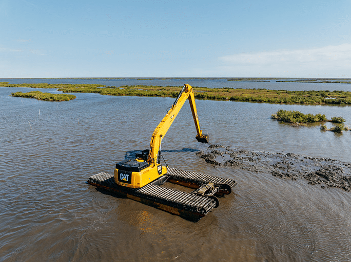 Marsh Buggy Excavator for Sale: What Buyers Should Check Before Investing