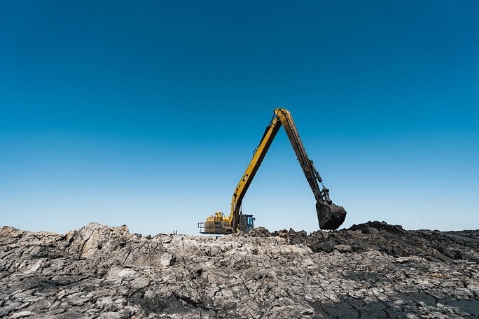 Is a Mini Amphibious Excavator the Best Choice for Small Wetland and Pond Restoration Projects?
